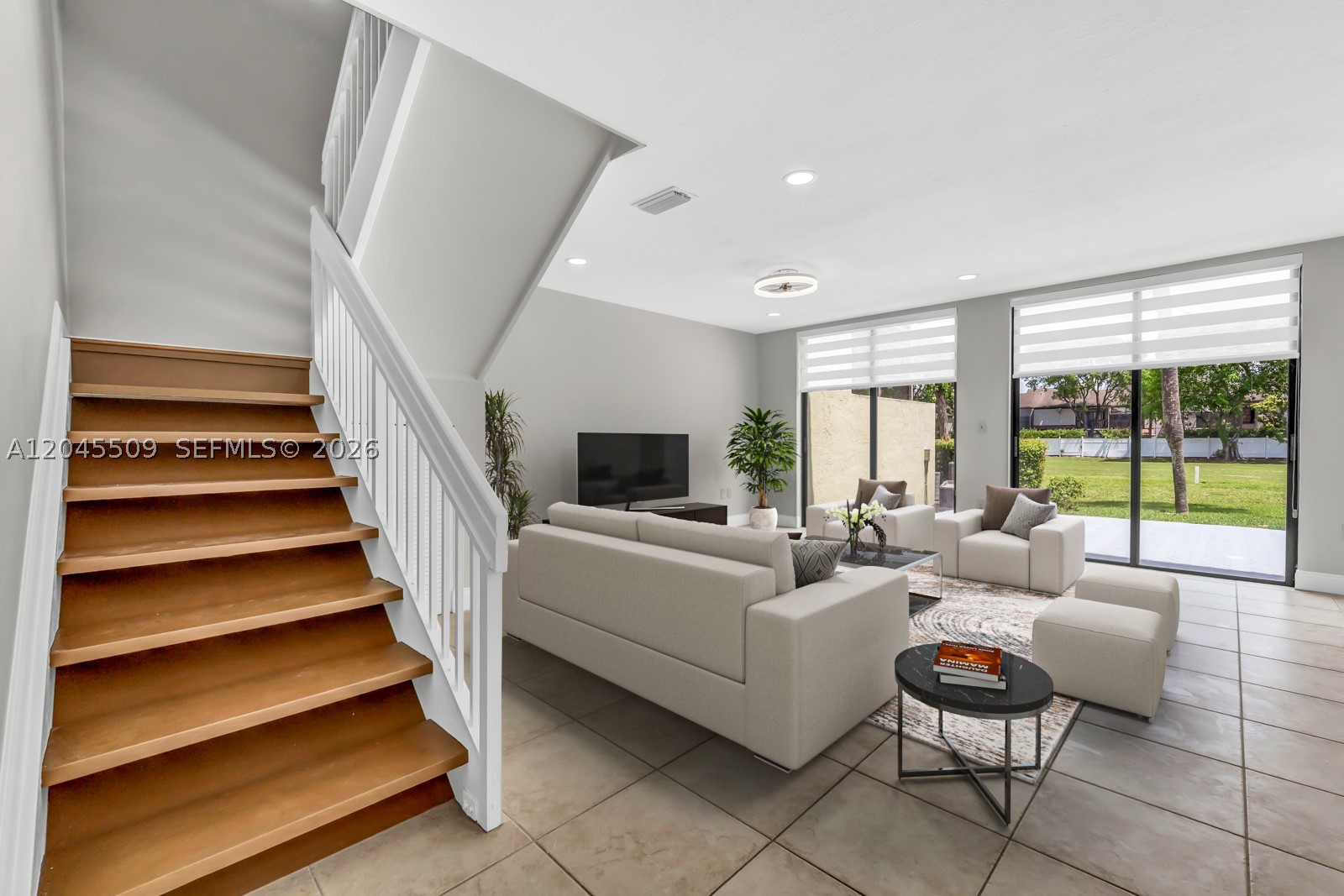 COSTA DEL SOL CONDO J - Residential Lease