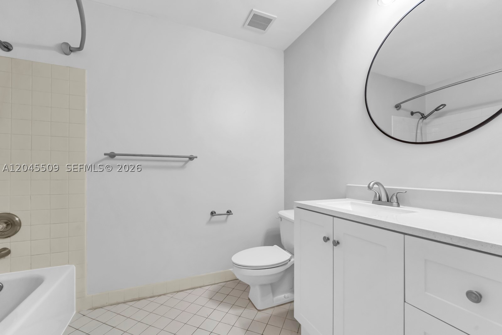 COSTA DEL SOL CONDO J - Residential Lease