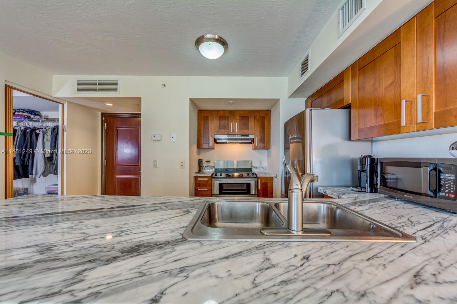 SPIAGGIA OCEAN CONDO - Residential Lease