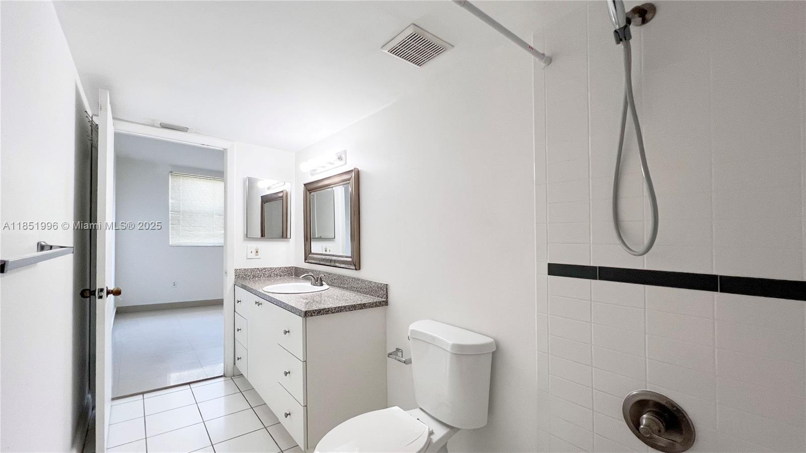 LAS VISTAS AT DORAL CONDO - Residential