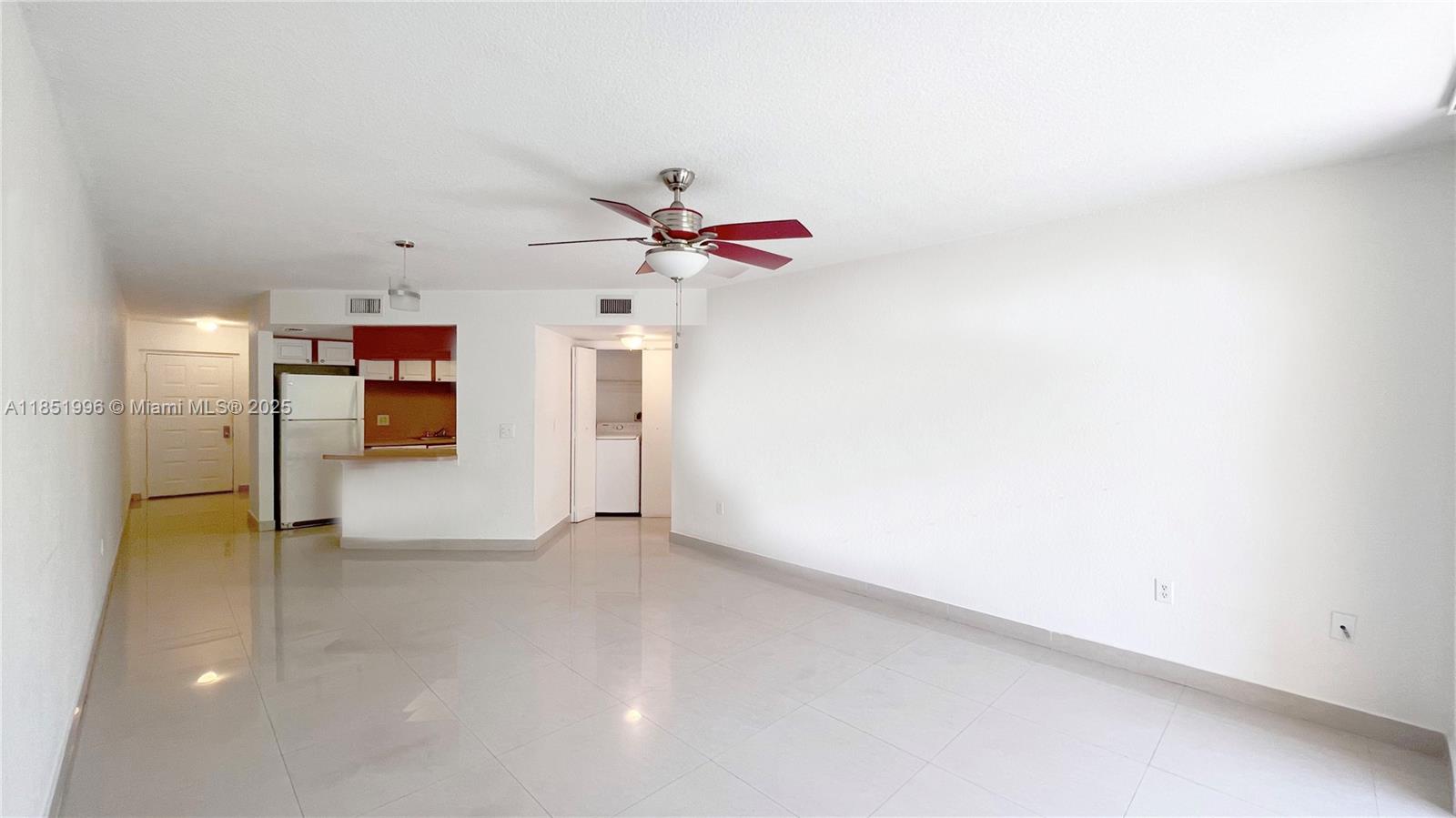 LAS VISTAS AT DORAL CONDO - Residential