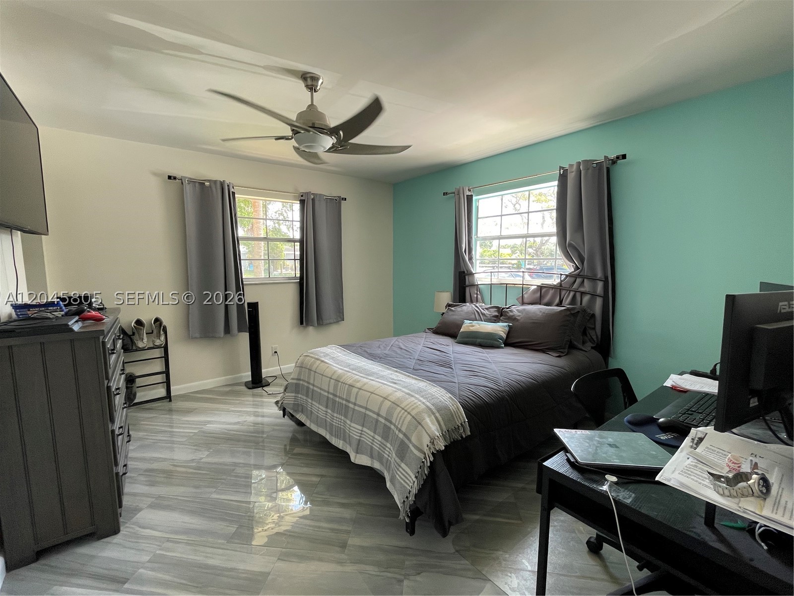 TENNIS CLUB WINGFIELD CON - Residential