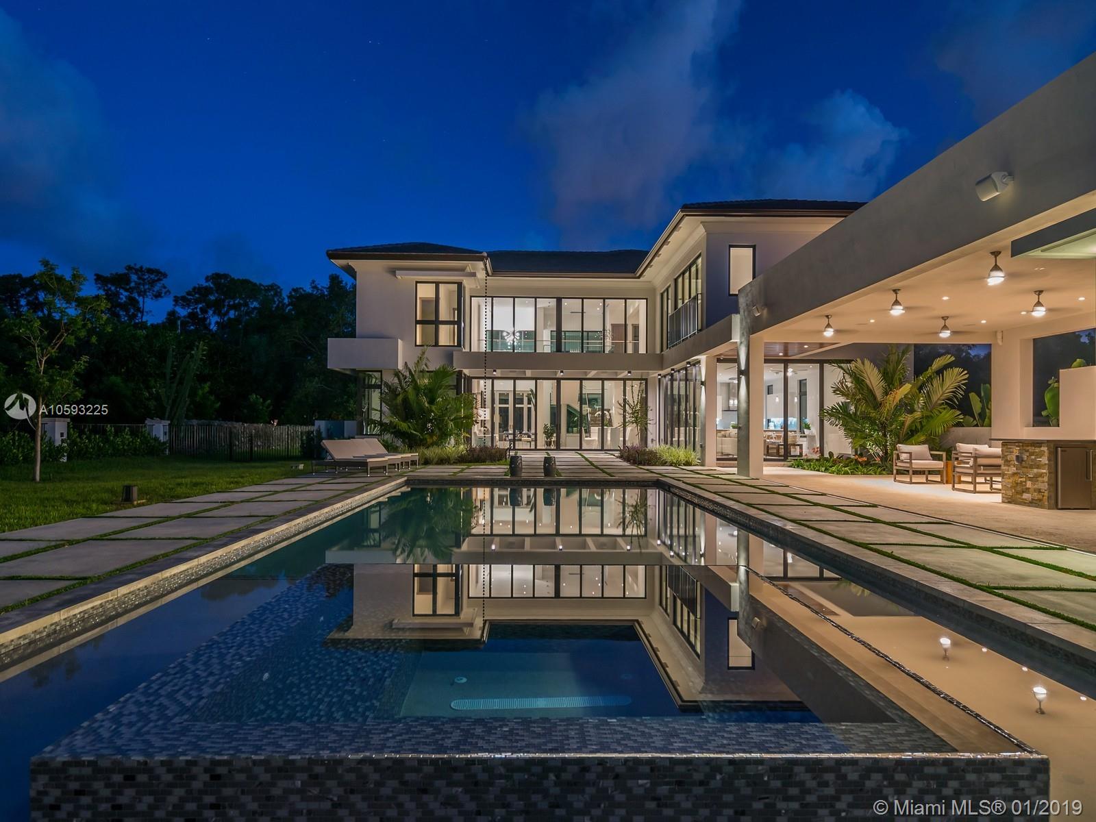 Pinecrest - Residential