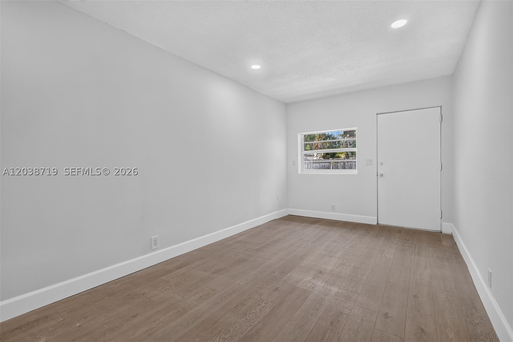 DANIA HOMESITES - Residential