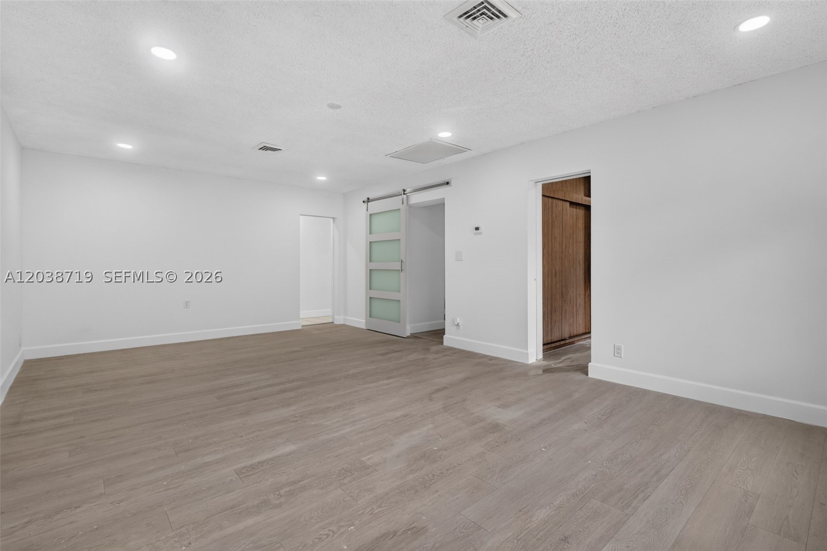 DANIA HOMESITES - Residential
