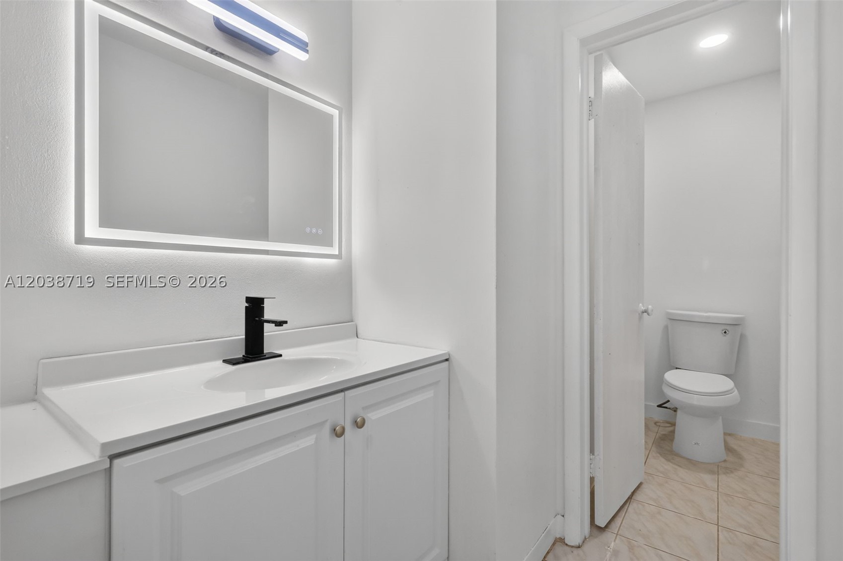 DANIA HOMESITES - Residential
