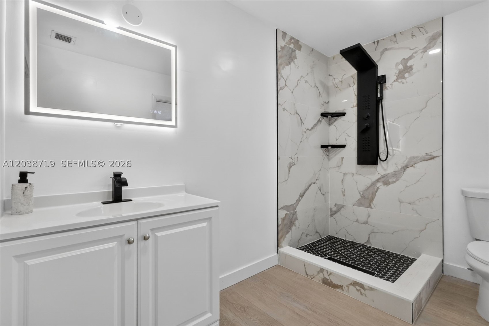 DANIA HOMESITES - Residential