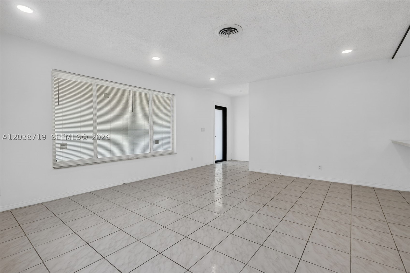DANIA HOMESITES - Residential