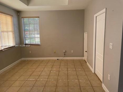 EMERALD ISLES - Residential Lease