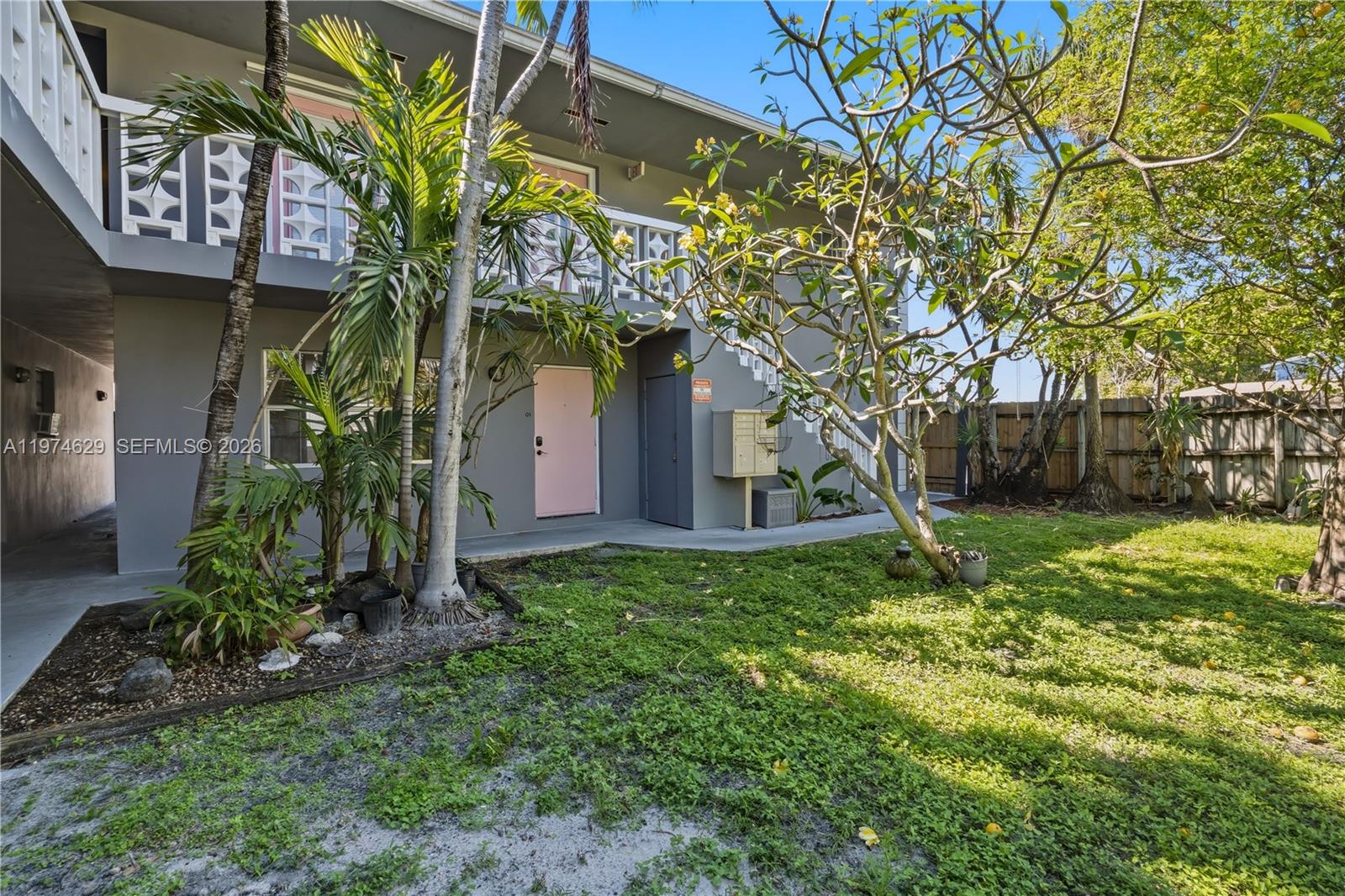 CROISSANT PARK DIXIE CUT- - Residential Lease