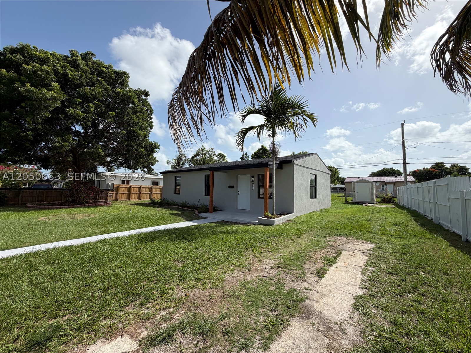 RICHMOND HEIGHTS - Residential