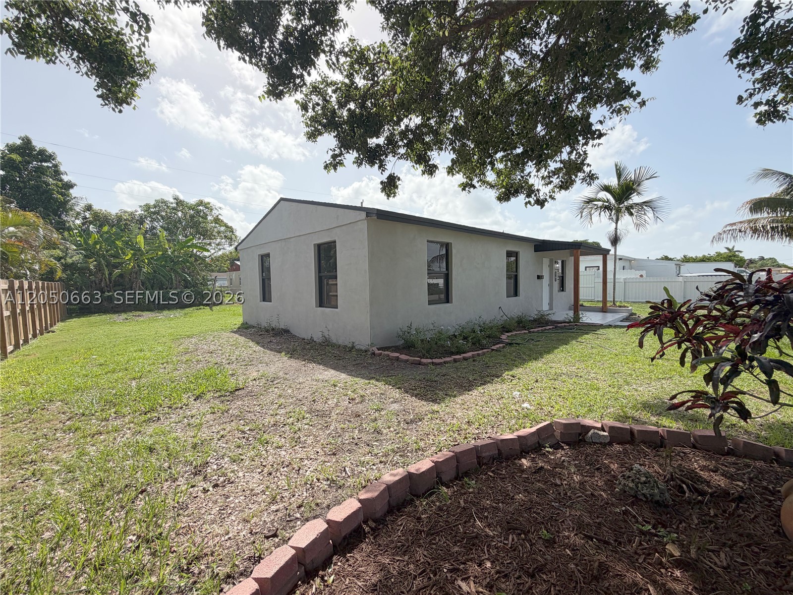RICHMOND HEIGHTS - Residential