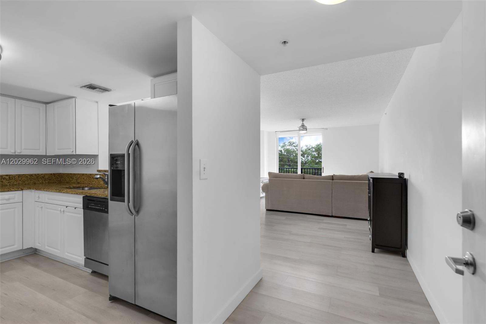 LAS OLAS BY THE RIVER CON - Residential