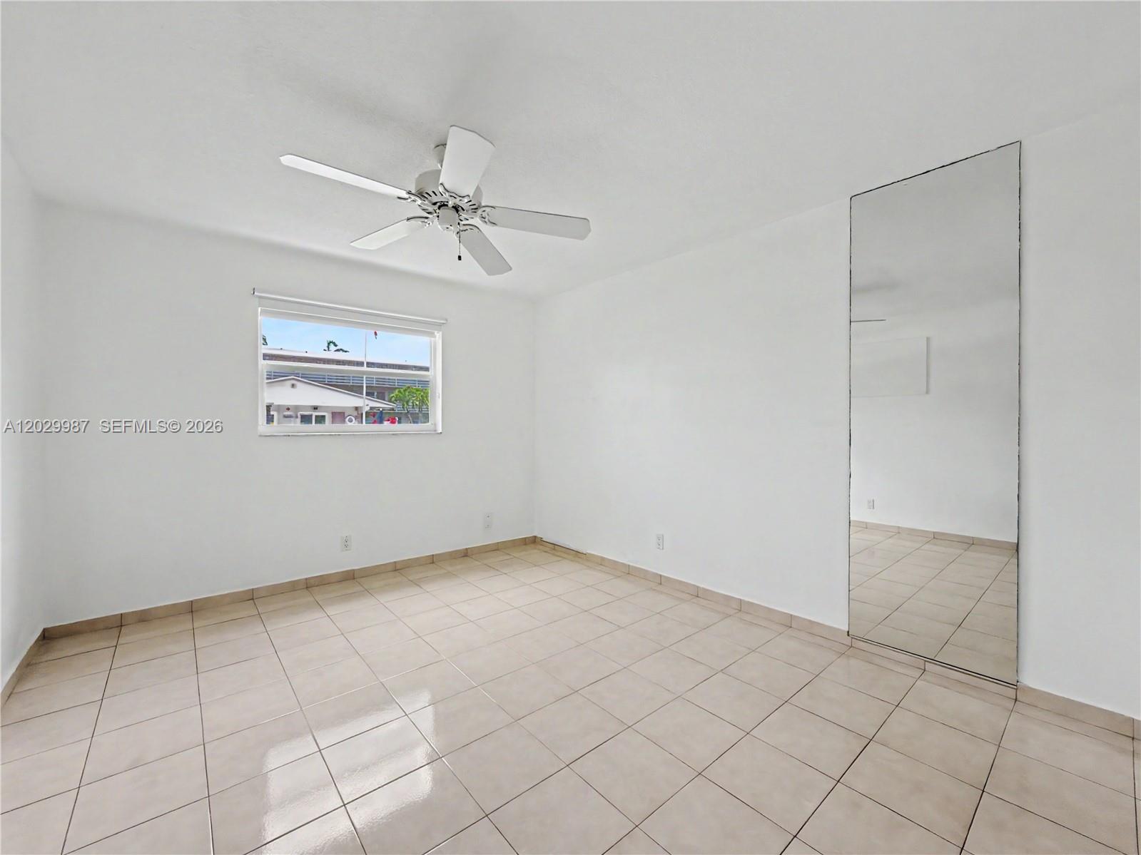 GOLDEN ISLES CONDO APTS - Residential