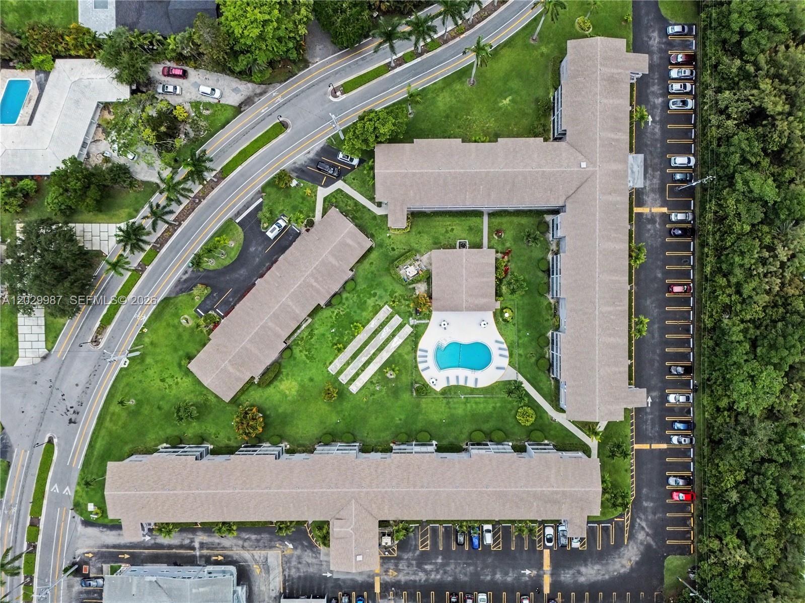 GOLDEN ISLES CONDO APTS - Residential