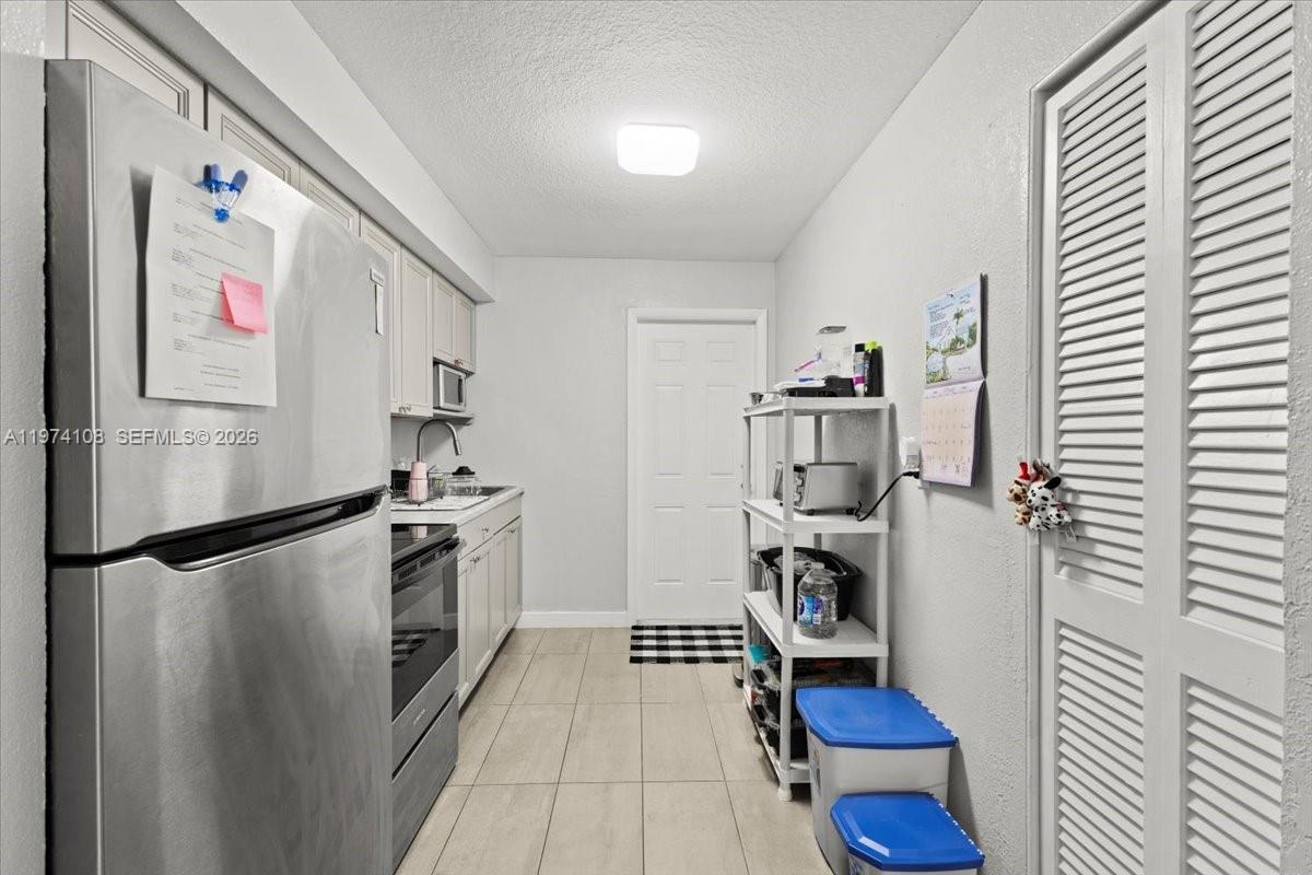 CROISSANT PARK RIVER SEC - Residential Income
