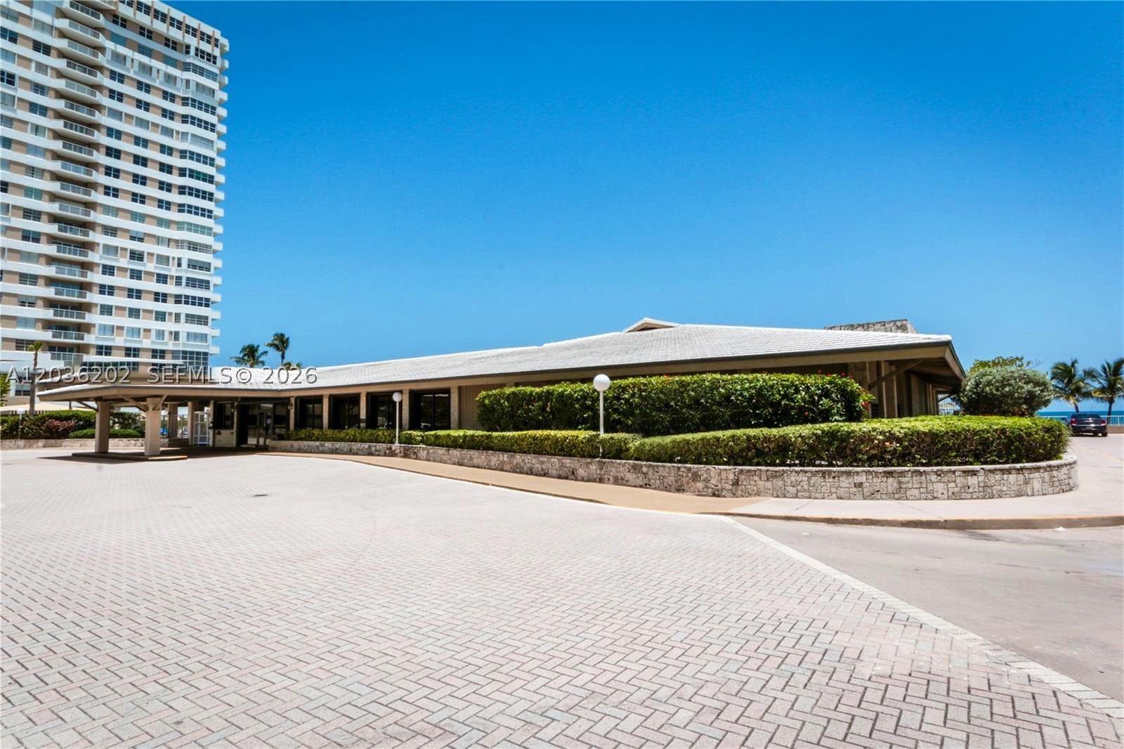 HEMISPHERES CONDO - Residential