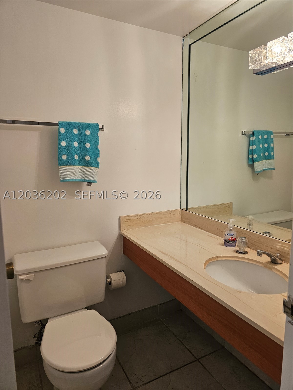 HEMISPHERES CONDO - Residential