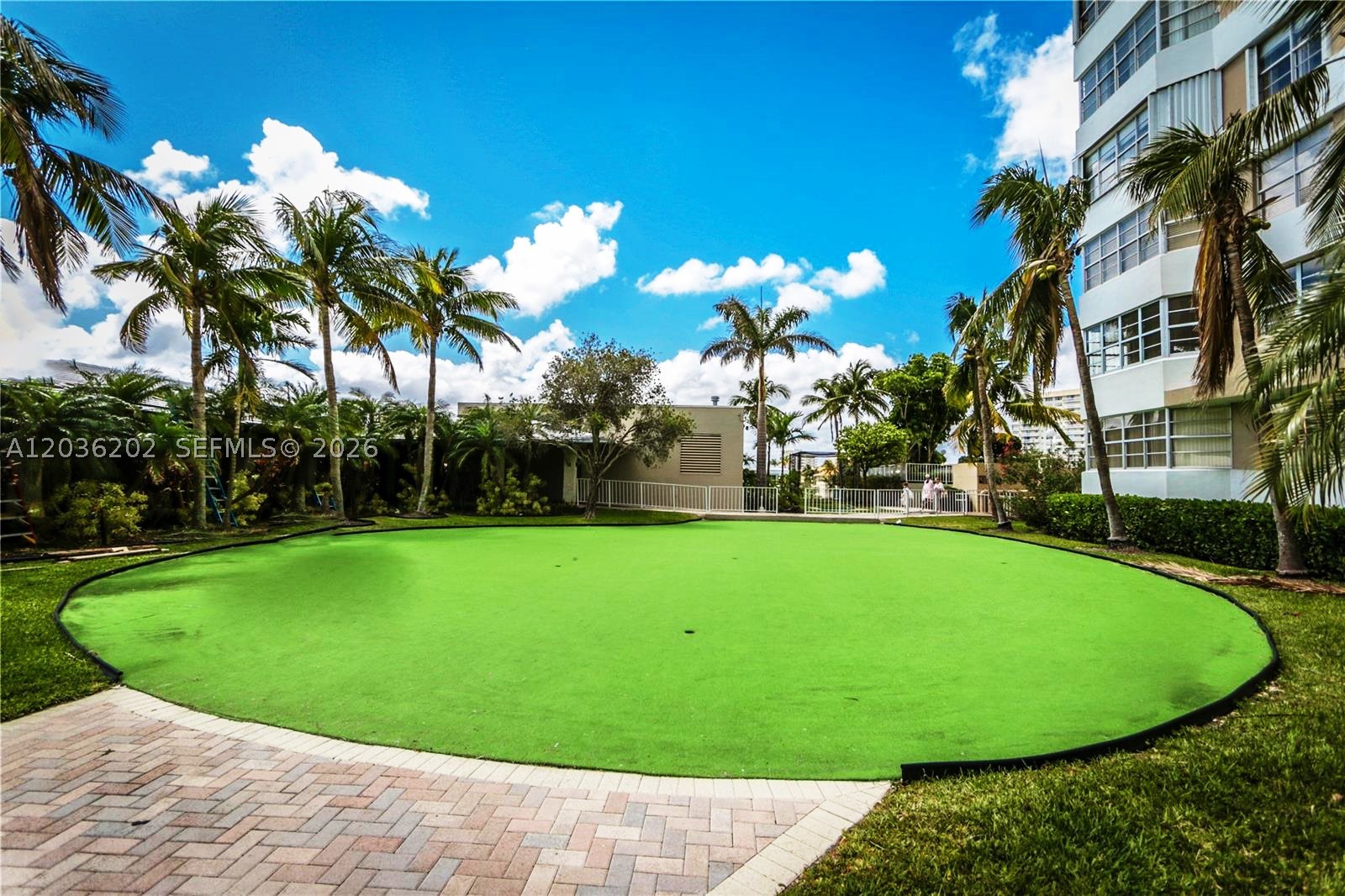 HEMISPHERES CONDO - Residential