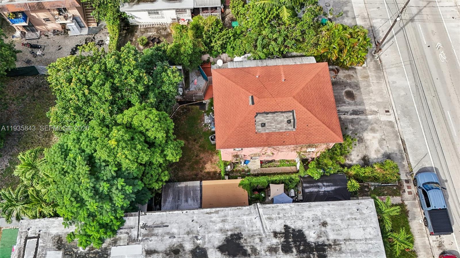 BRICKELL RIVERVIEW - Residential Income