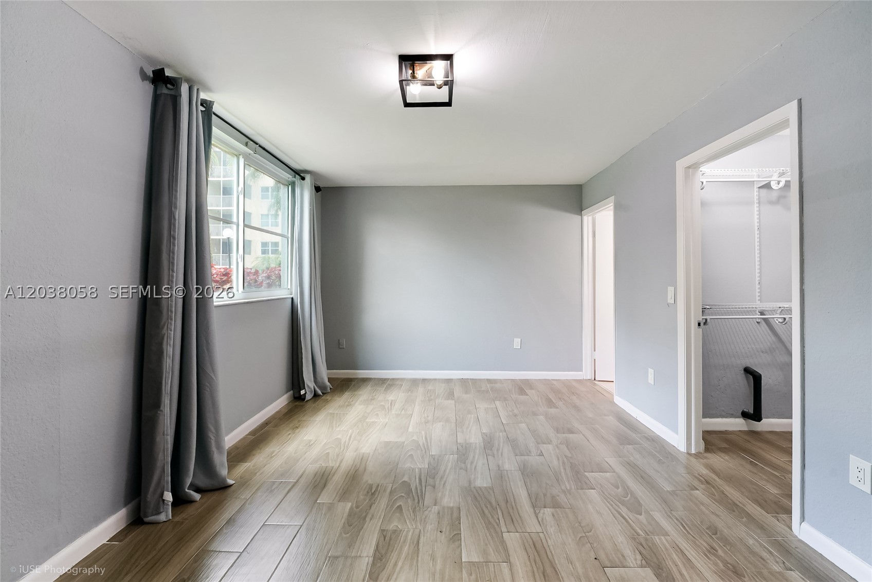 LAS VISTAS AT DORAL CONDO - Residential