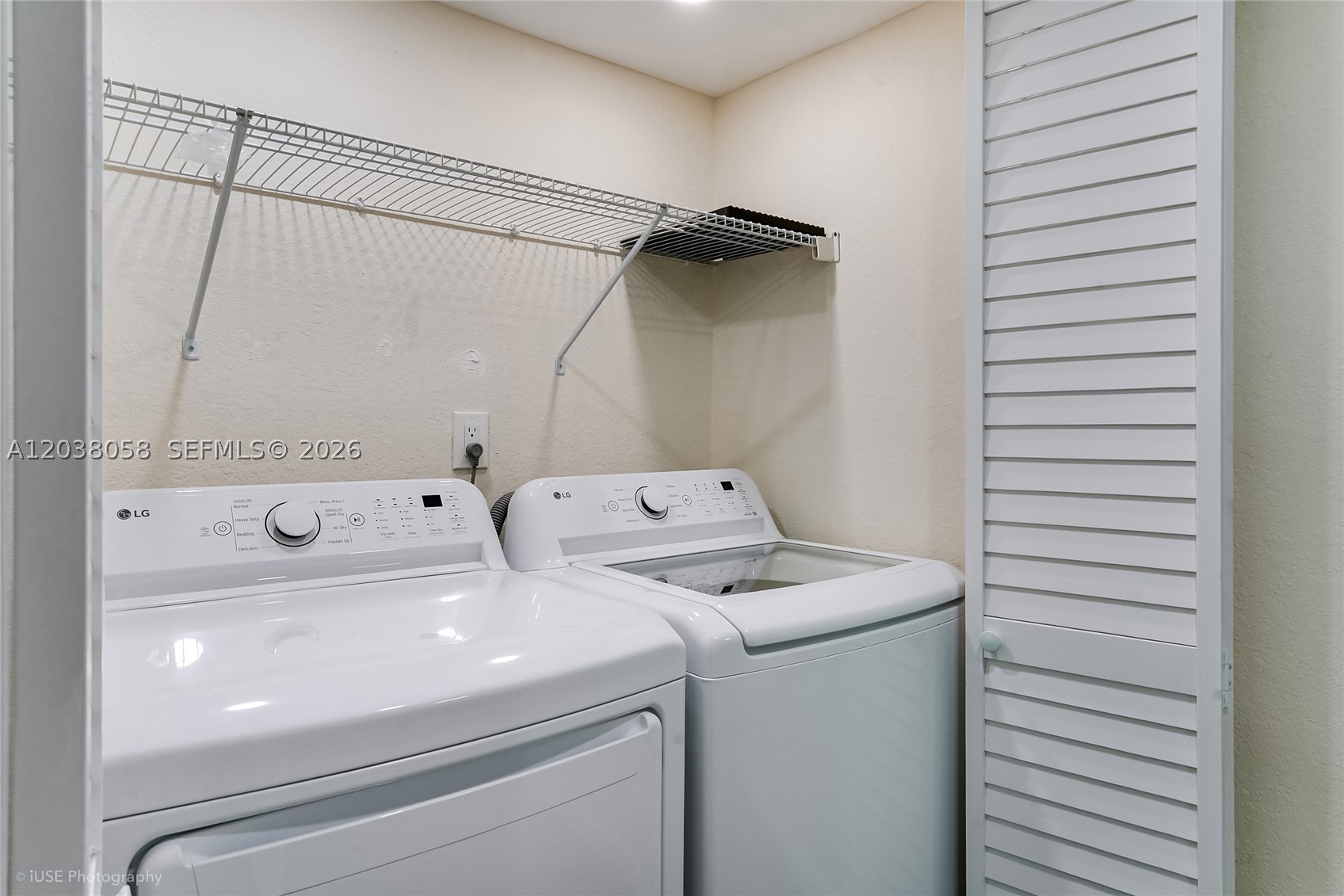 LAS VISTAS AT DORAL CONDO - Residential