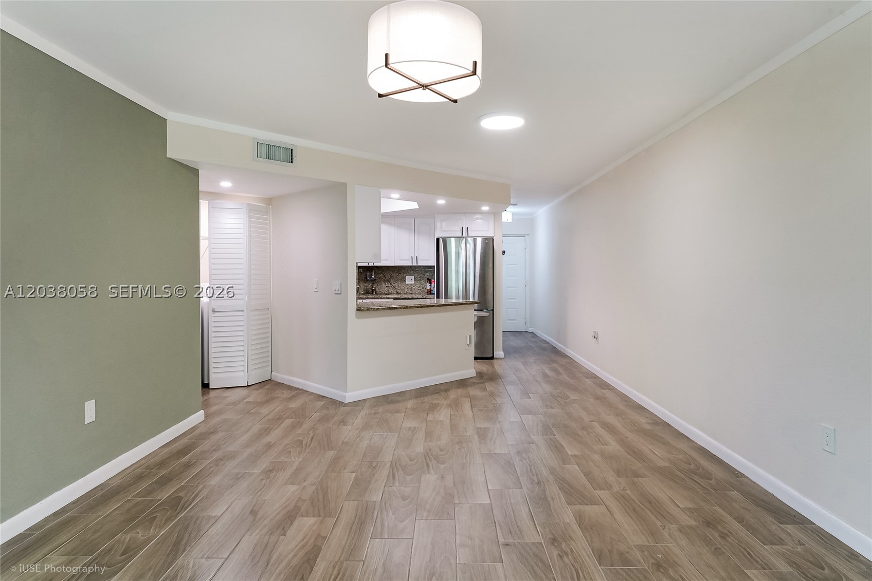 LAS VISTAS AT DORAL CONDO - Residential