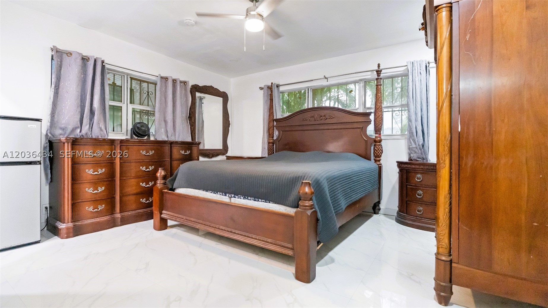 ALHAMBRA HGTS SEC 5 - Residential Lease