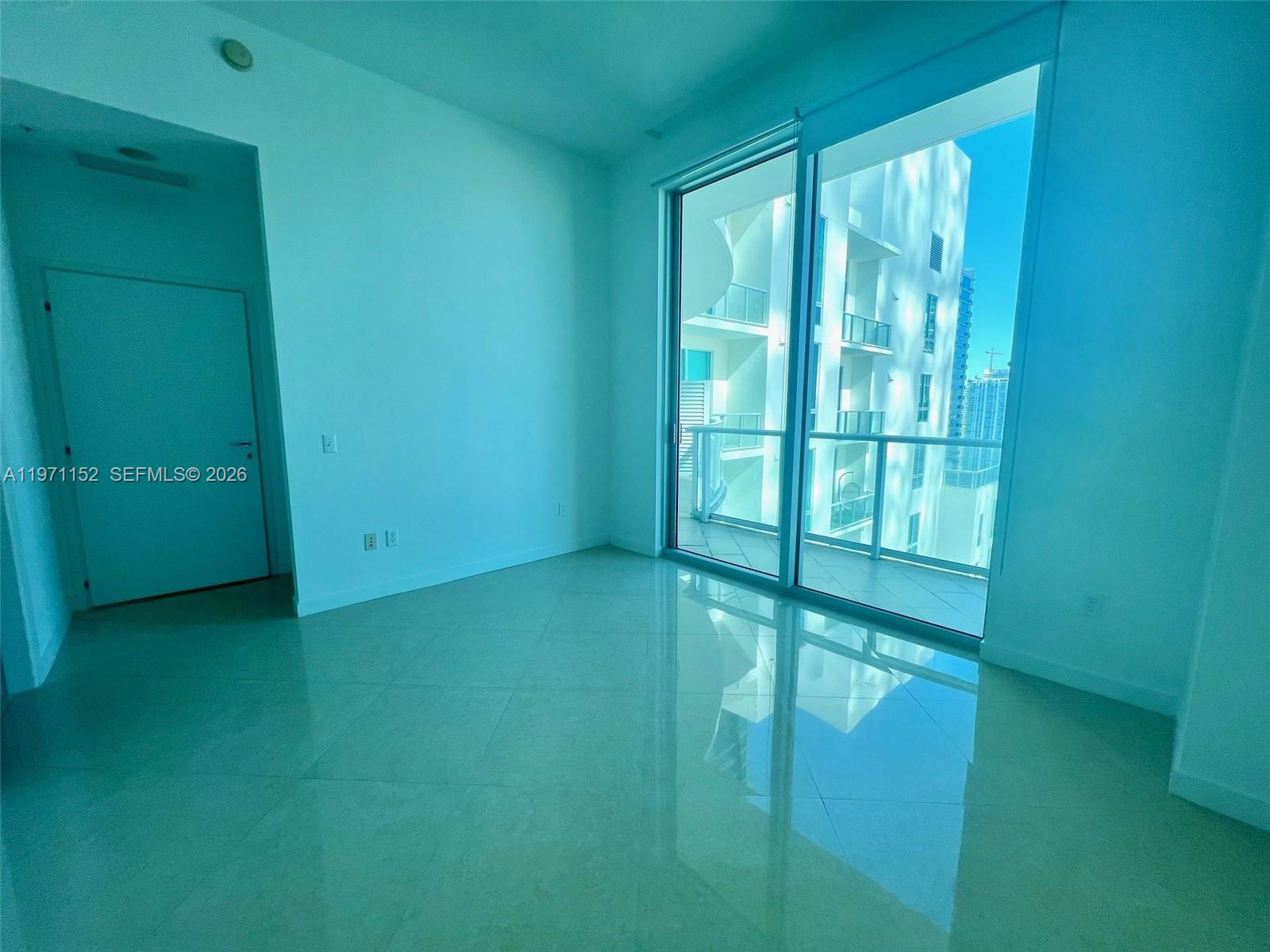 MET 1 CONDO - Residential