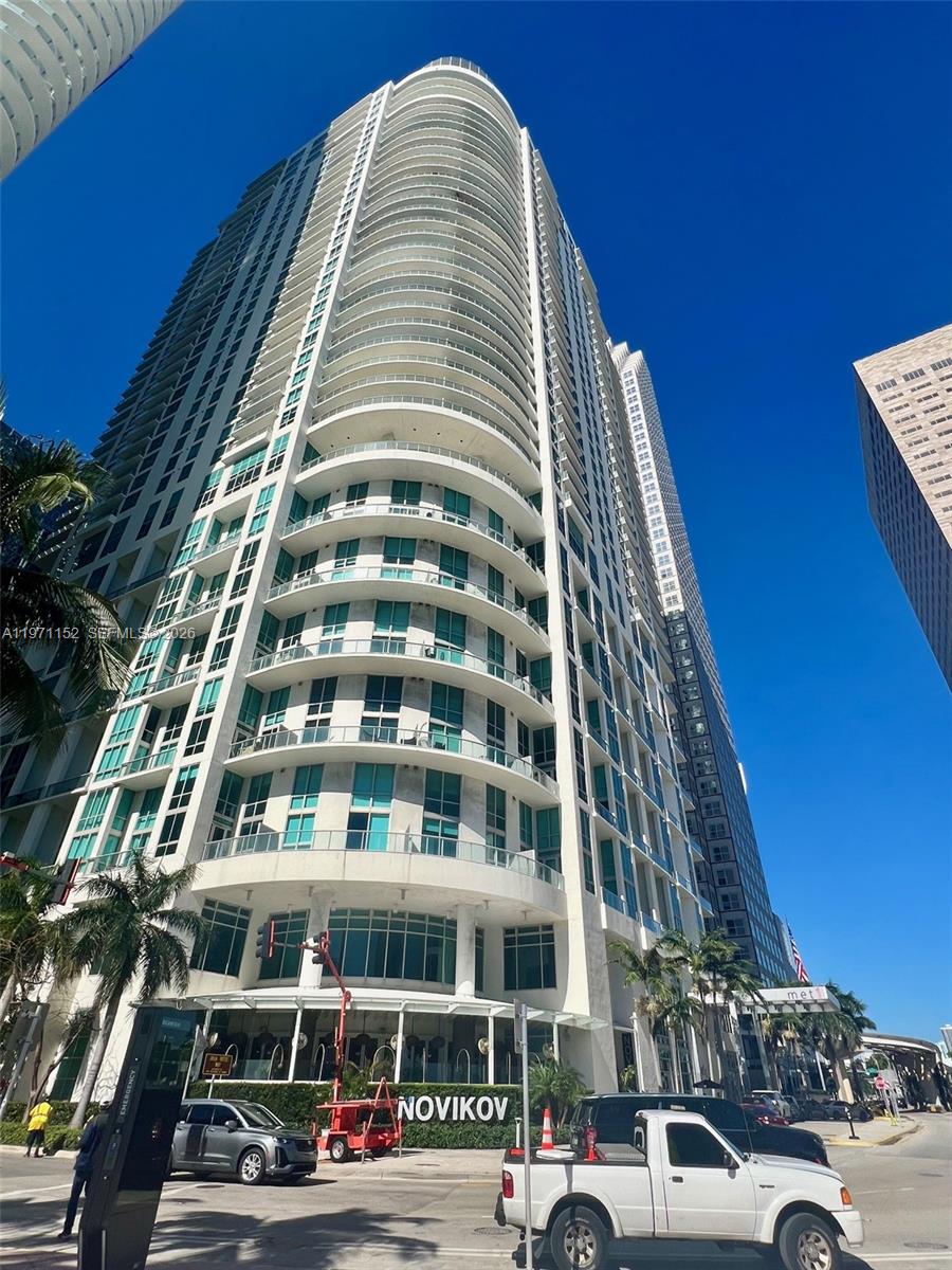 MET 1 CONDO - Residential