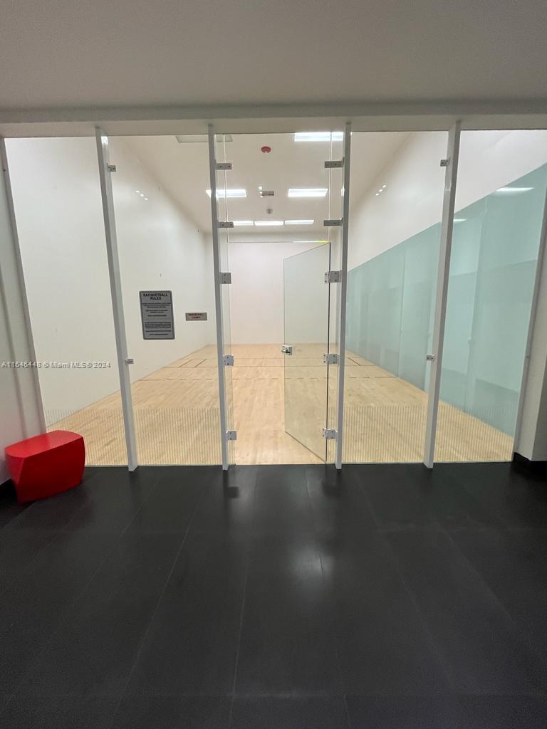 CANVAS CONDO - Residential
