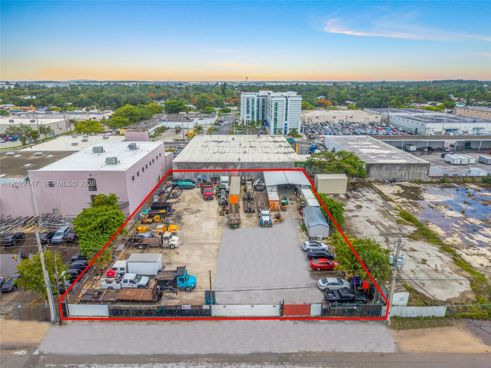 OPA LOCKA INDUSTRIAL PK - Land