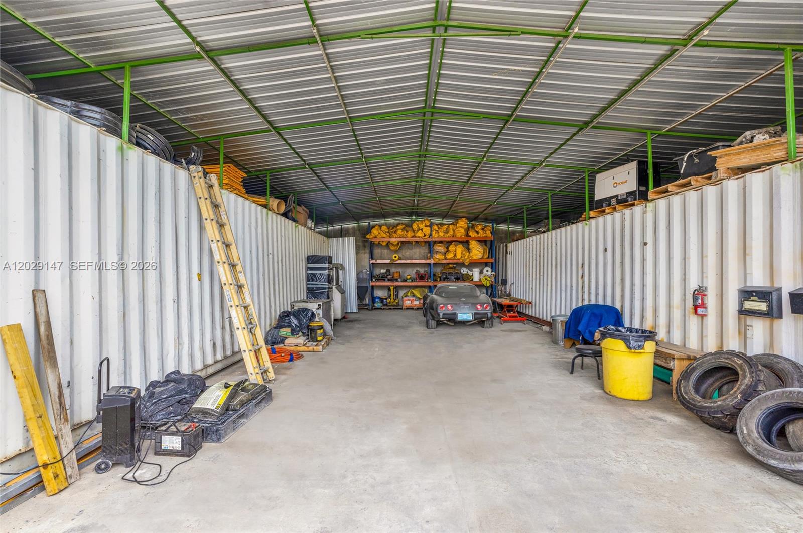 OPA LOCKA INDUSTRIAL PK - Land