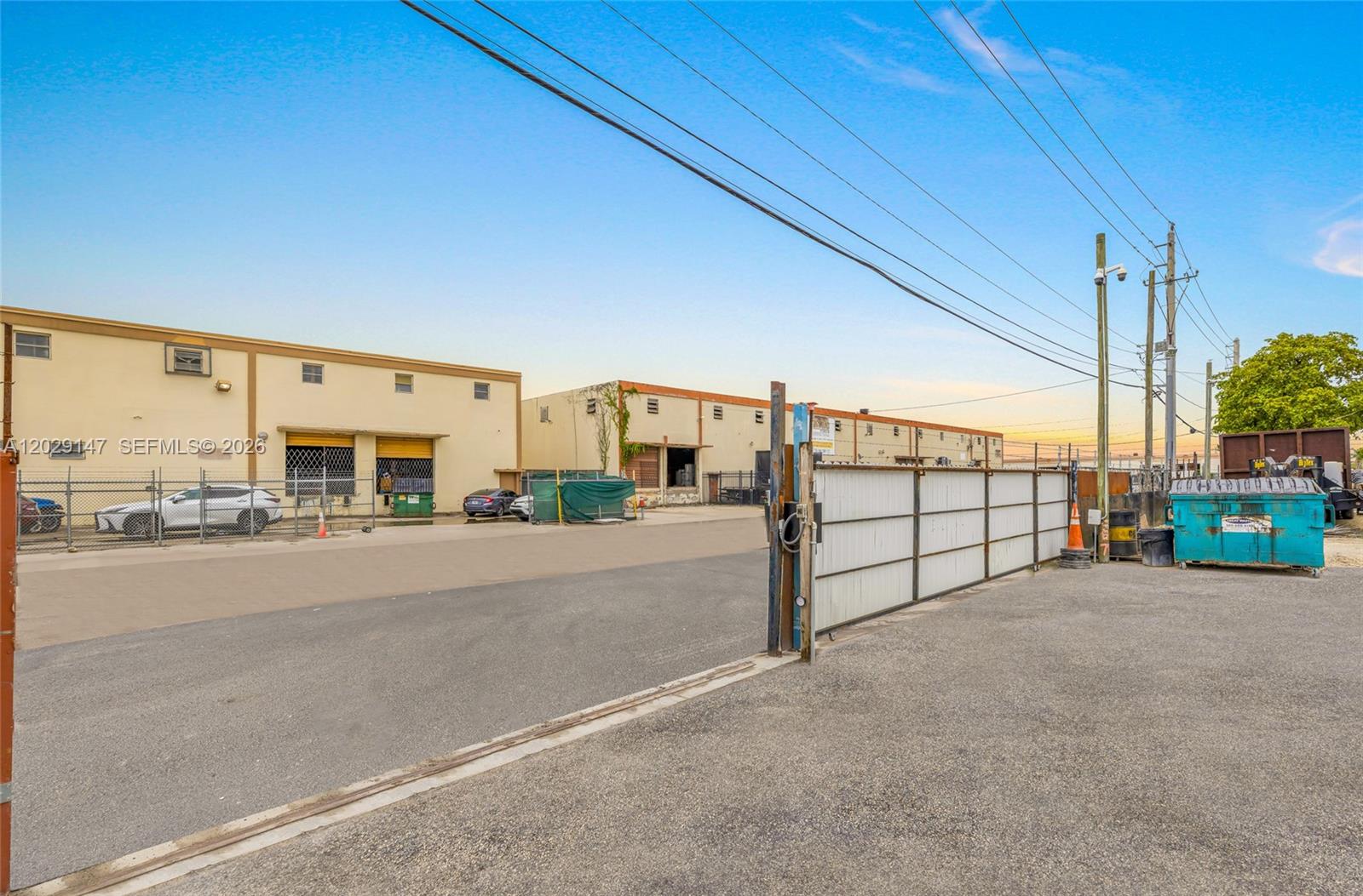 OPA LOCKA INDUSTRIAL PK - Land