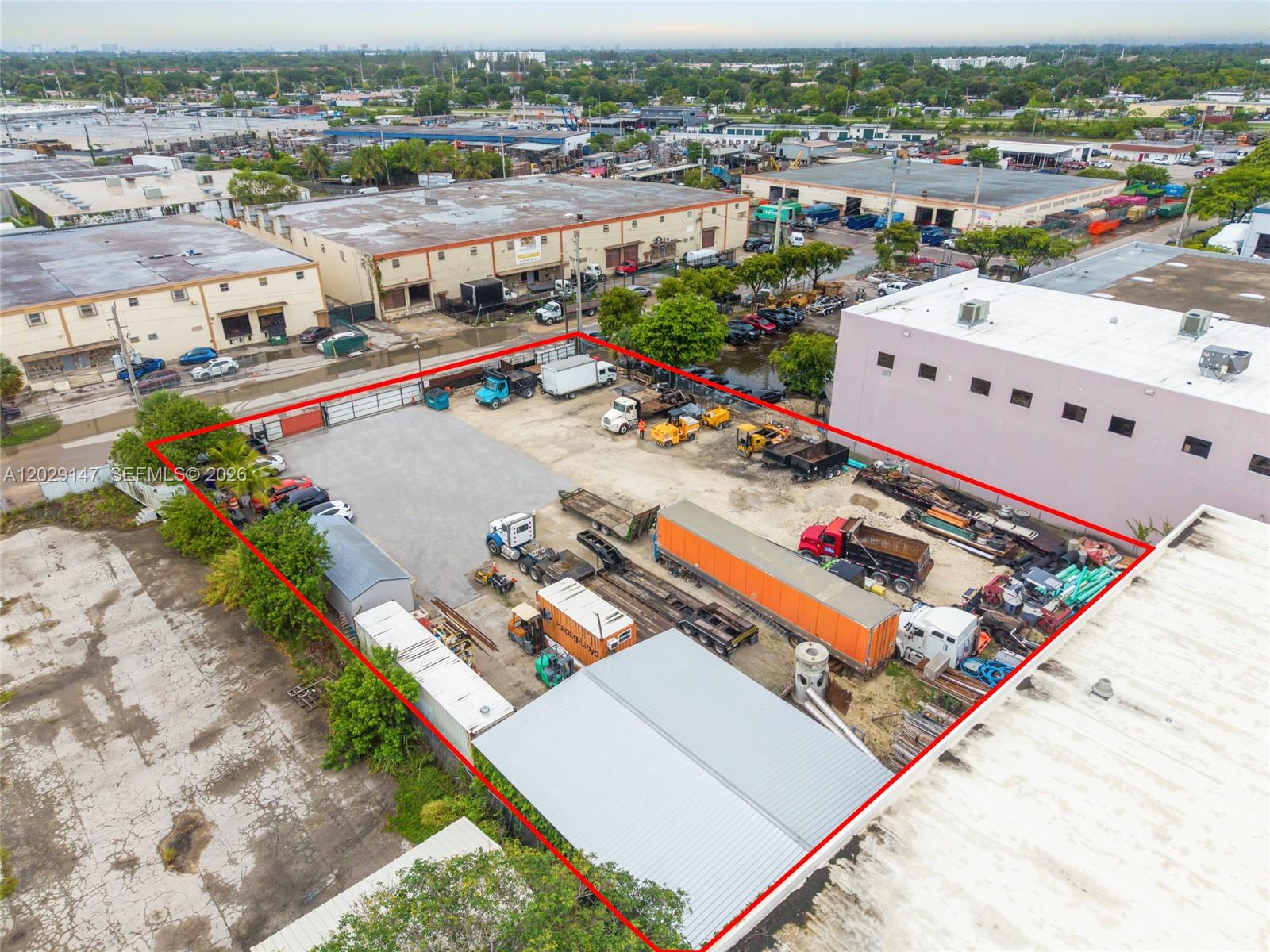 OPA LOCKA INDUSTRIAL PK - Land