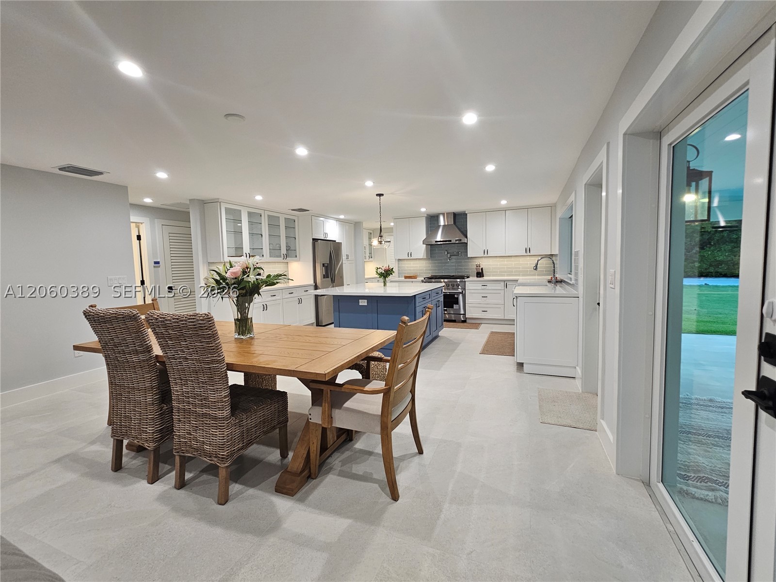 SUNSET POINT - Residential