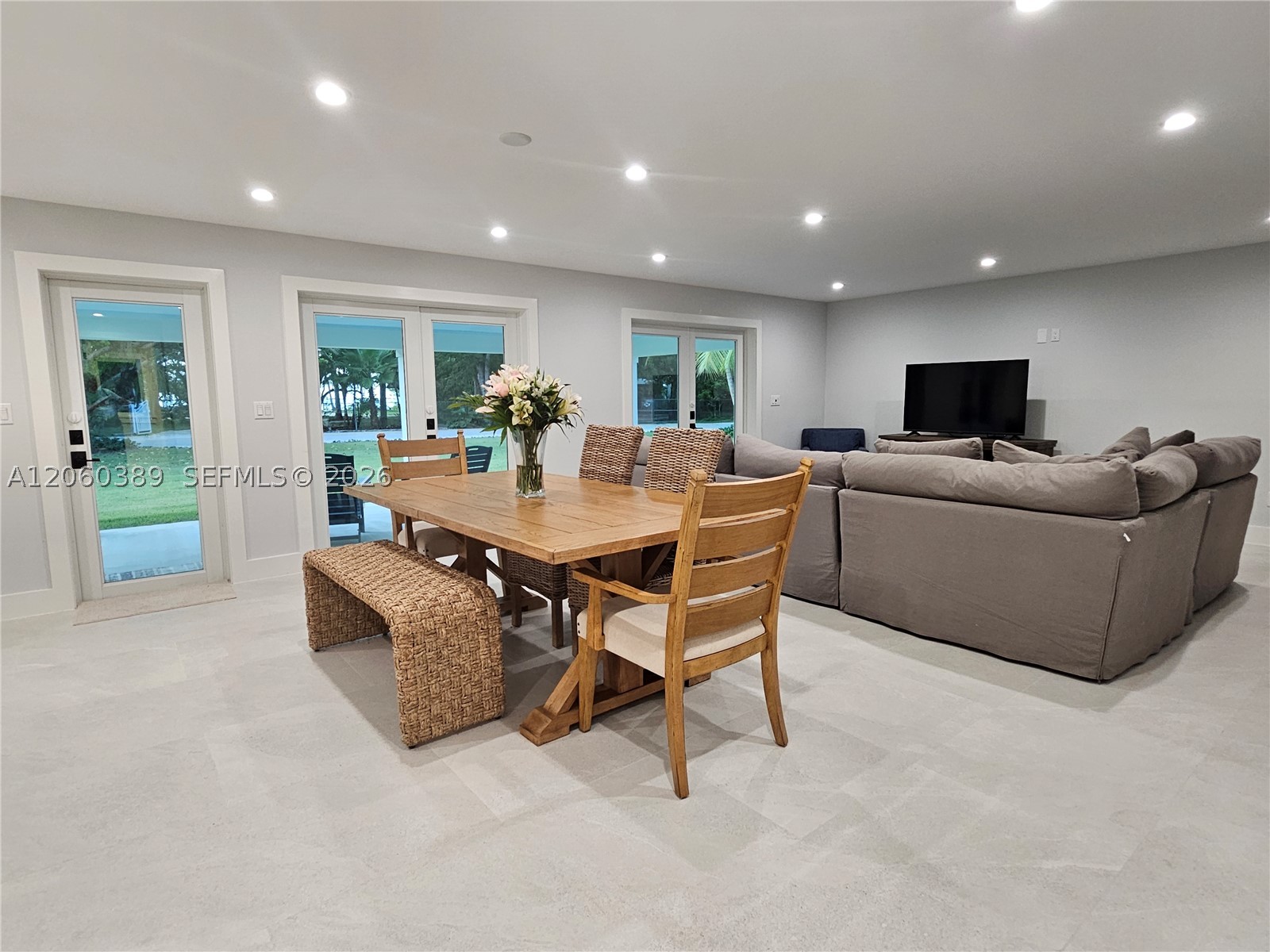 SUNSET POINT - Residential