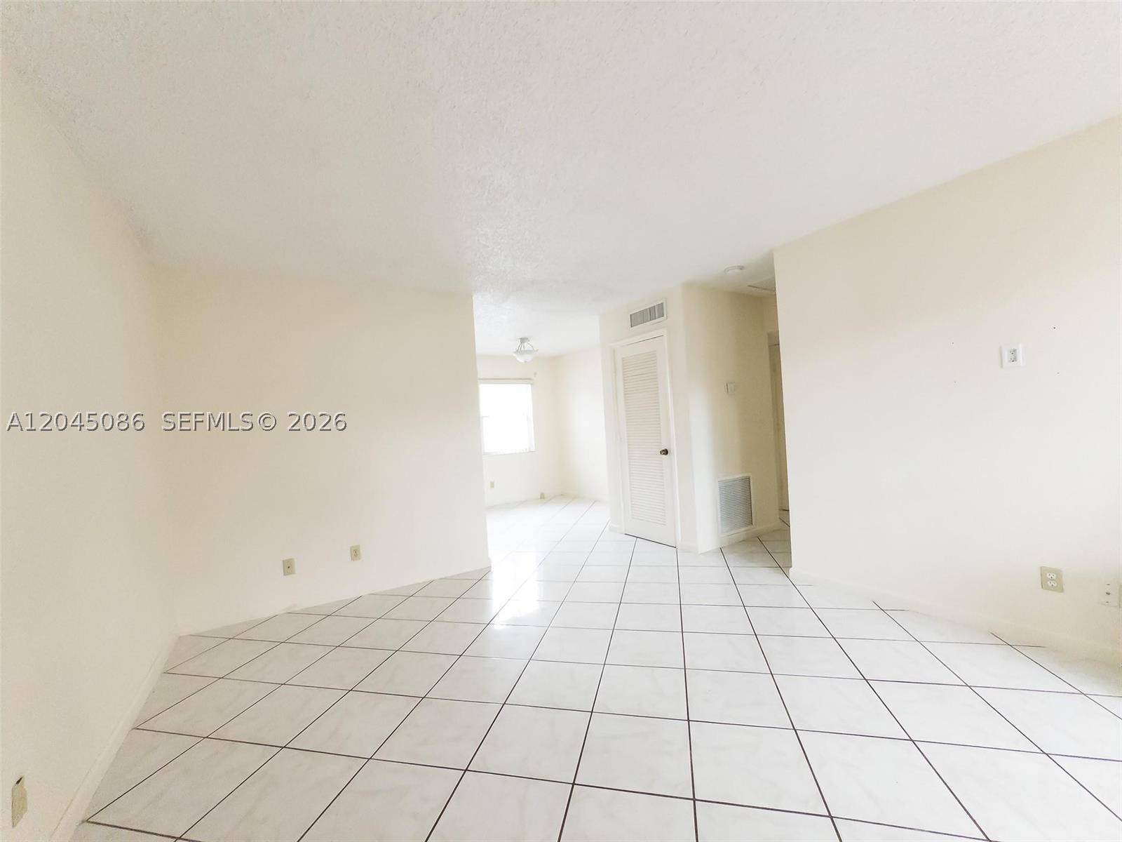 THIRD ADDITION TO SUNRISE - Residential Lease