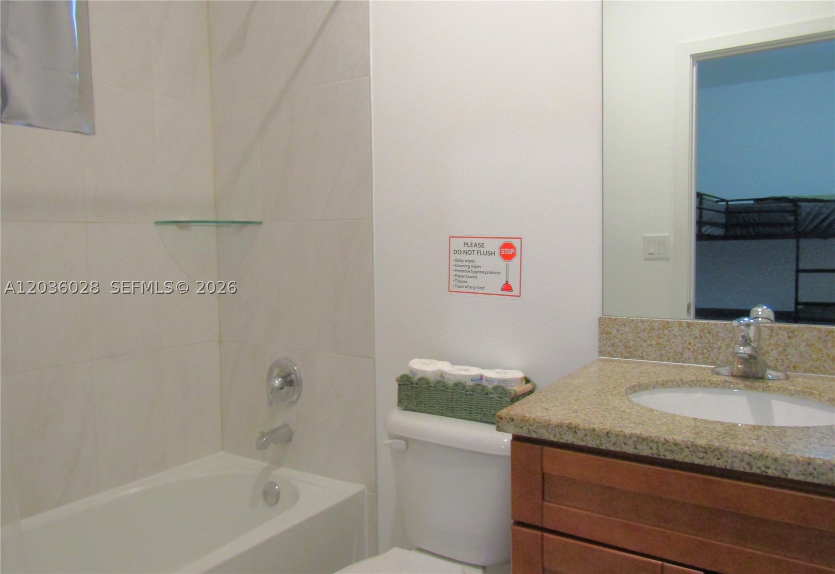 TROPICAL BREEZE TOWNHOUSE - Residential Lease