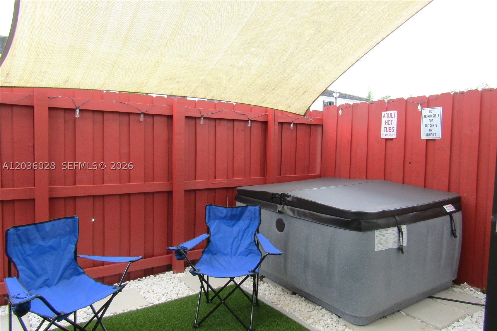 TROPICAL BREEZE TOWNHOUSE - Residential Lease