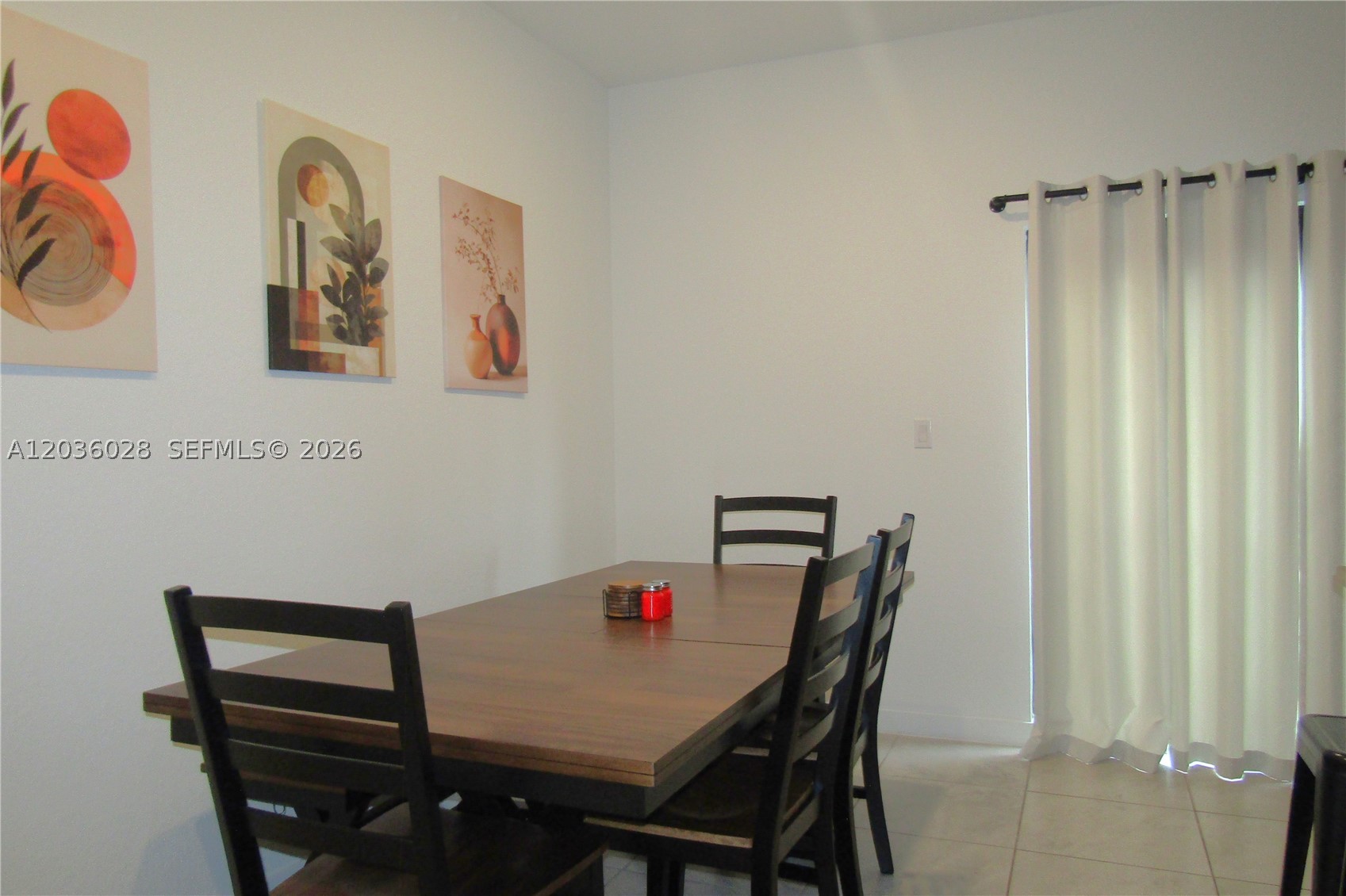 TROPICAL BREEZE TOWNHOUSE - Residential Lease
