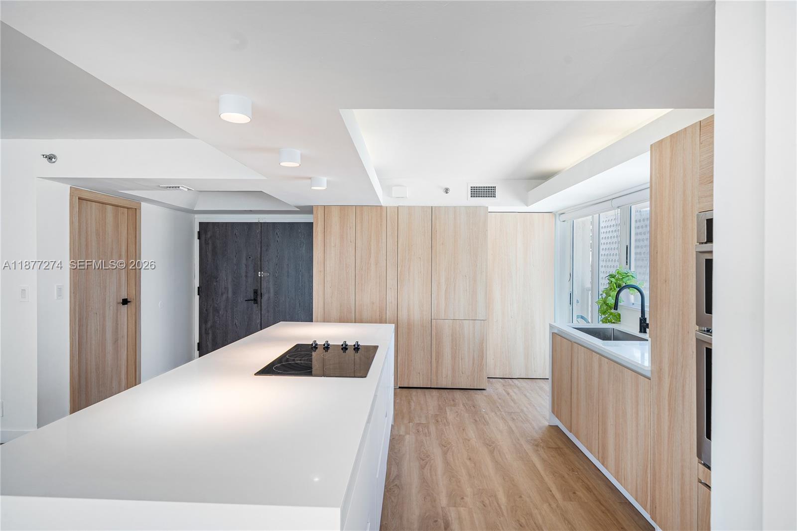 KING DAVID TOWERS CONDO - Residential