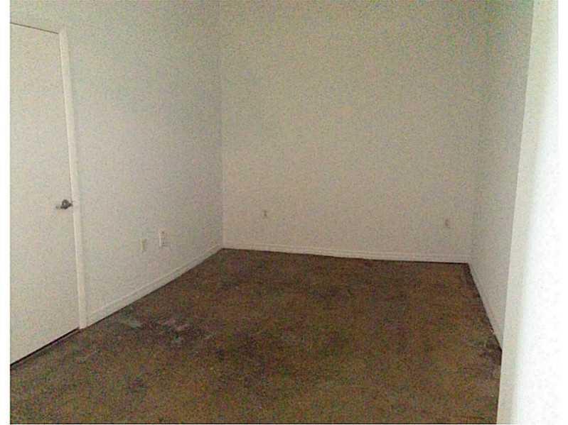 BAYLOFTS CONDO - Residential Lease