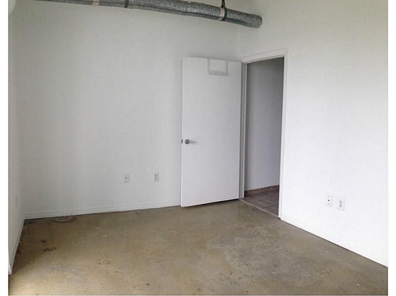 BAYLOFTS CONDO - Residential Lease