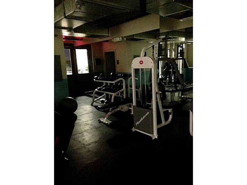 BAYLOFTS CONDO - Residential Lease