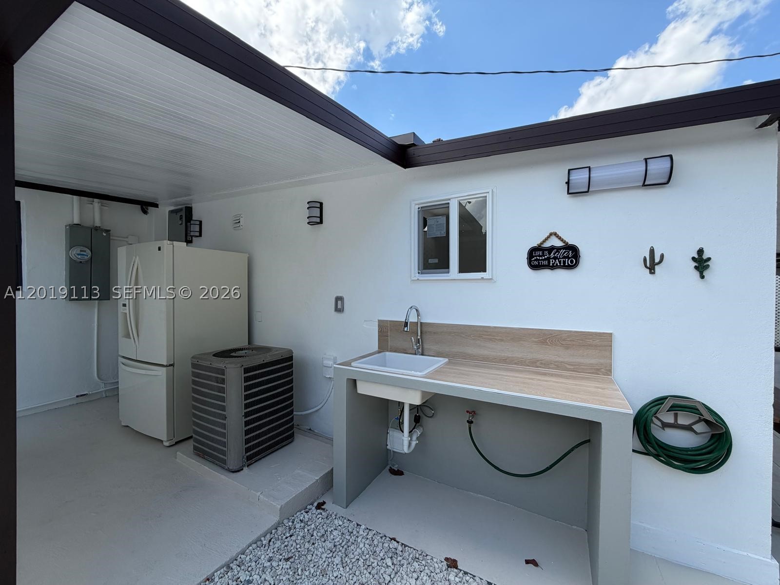 HIALEAH HOMESITES 1ST ADD - Residential