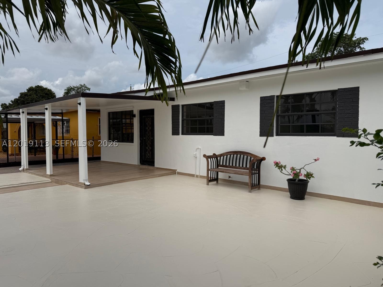HIALEAH HOMESITES 1ST ADD - Residential