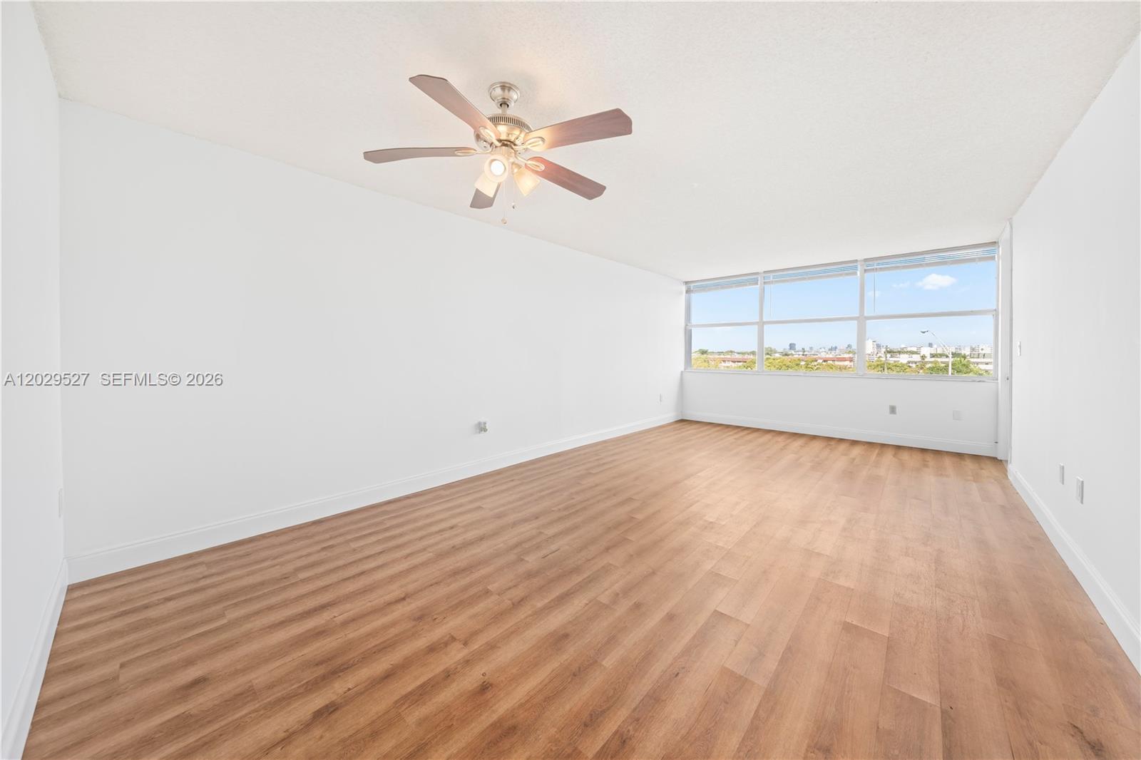 WILSHIRE CONDO - Residential Lease