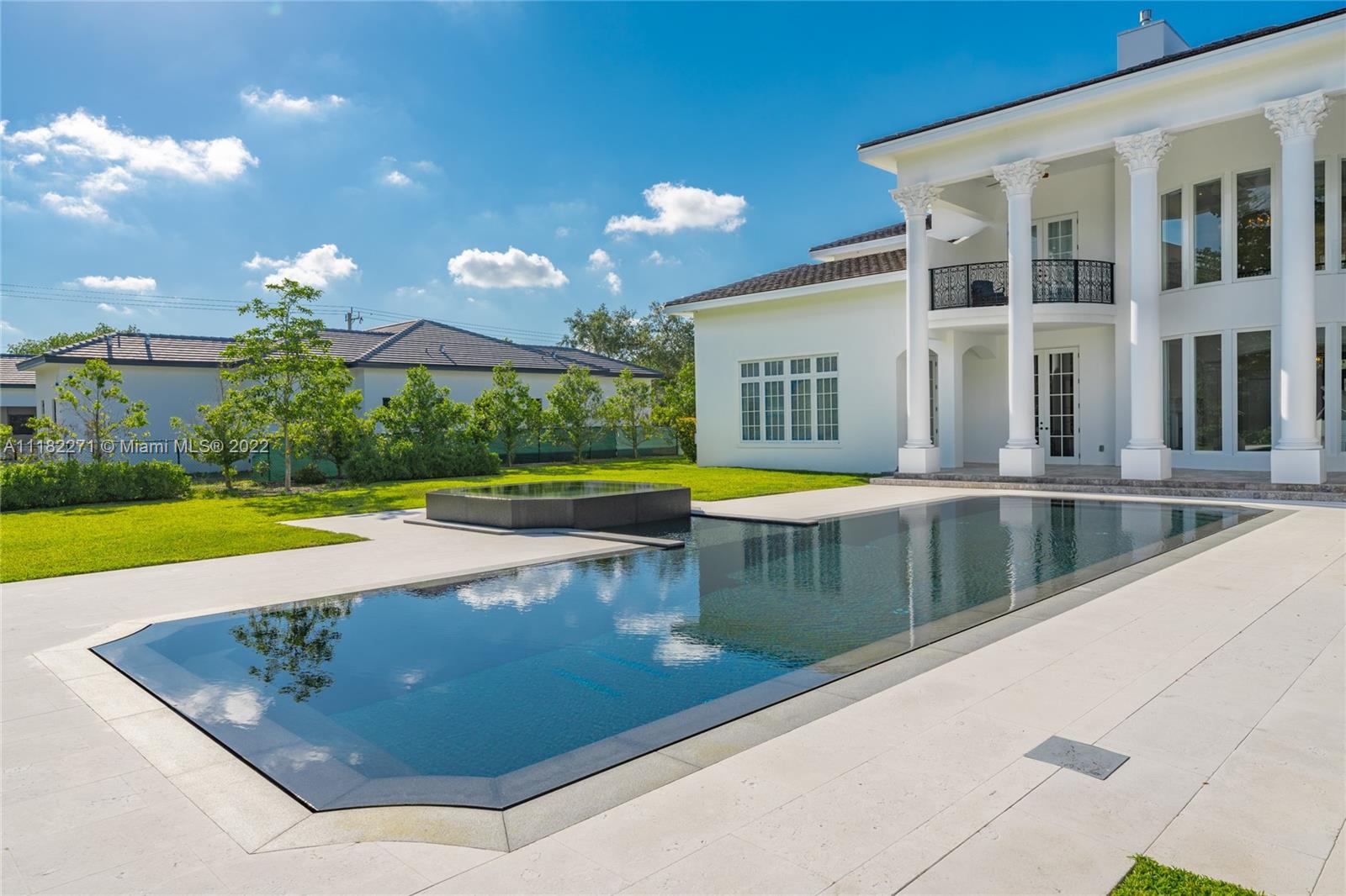 Pinecrest Shear Estates - Residential