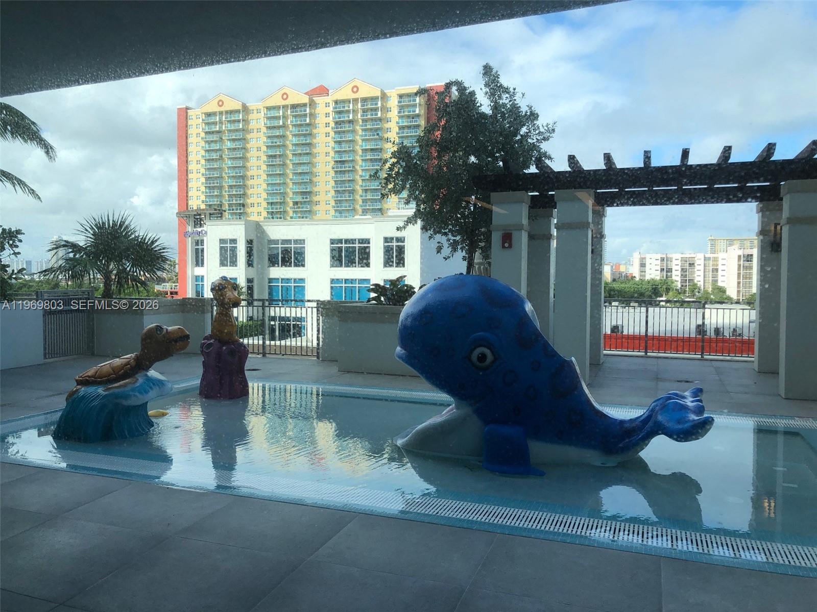 PARQUE TOWERS CONDO - Residential